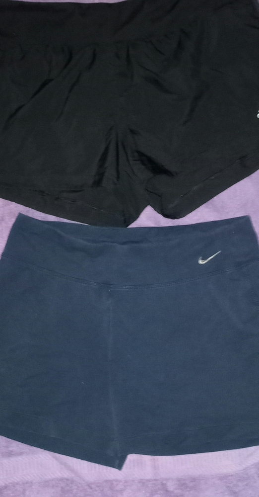 Nike/ work out shorts large